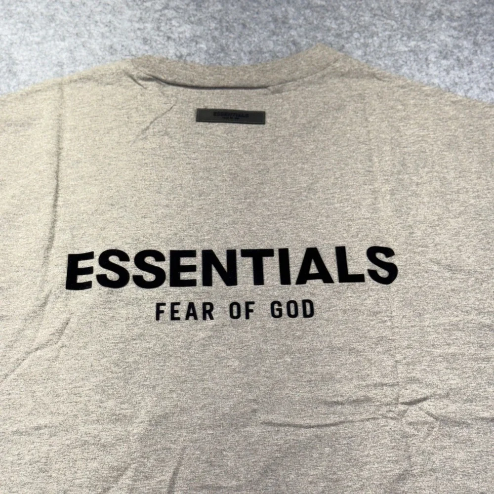 Fear of God Essentials T-Shirt Mens XL Dark Oatmeal New Logo Tee 125BT212063F